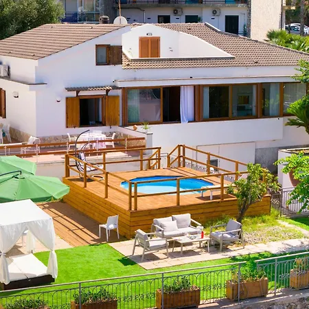 Casa de hóspedes Relax Confortevole E Riservata In Massa Lubrense